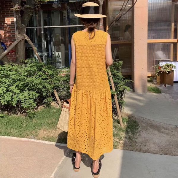 white embroidery dress women o-neck sleeveless hollow out cotton dresses summer elegant ethinc rayon long dresses robe femme, Black;gray
white embroidery dress women o-neck sleeveless hollow out cotton dresses summer elegant ethinc rayon long dresses robe femme, Black;gray