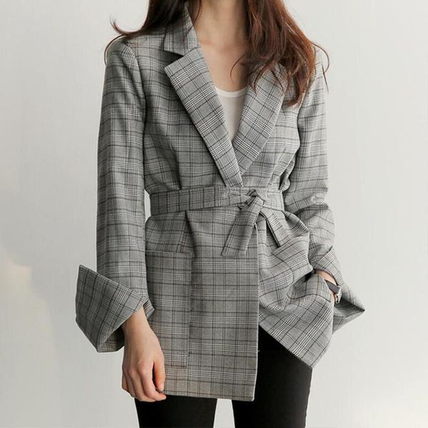 women's suits & blazers blazer feminino 2021 fashion retro plaid office suit women slim temperament jacket, White;black
women's suits & blazers blazer feminino 2021 fashion retro plaid office suit women slim temperament jacket, White;black