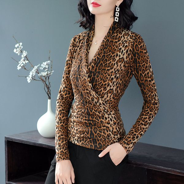 2020 new spring and autumn women full sleeve elegant leopard print blouse lady office casual v-neck vintage
2020 new spring and autumn women full sleeve elegant leopard print blouse lady office casual v-neck vintage