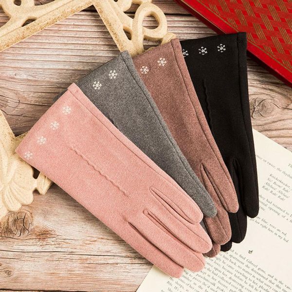 five fingers gloves winter women' touch screen glove double layer furry mittens warm snowflake embroidery outdoor driving solid color, Blue;gray
five fingers gloves winter women' touch screen glove double layer furry mittens warm snowflake embroidery outdoor driving solid color, Blue;gray