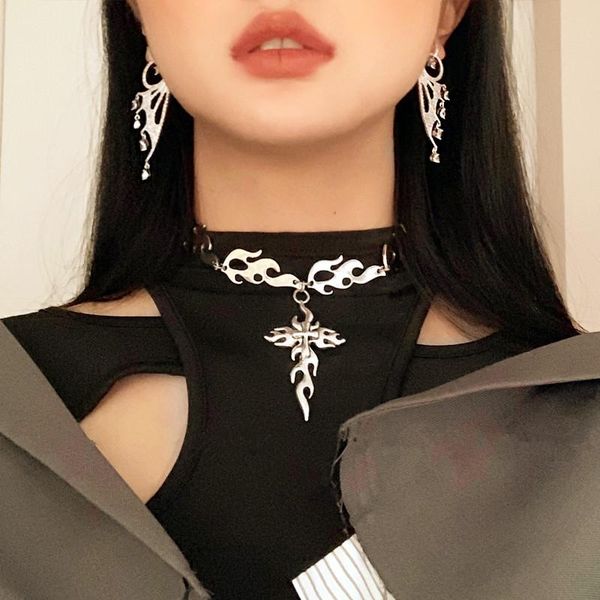 harajuku punk flame cross necklace choker clavicle hip hop flame cross pendant rock necklaces collar metal women girl jewelry, Golden;silver
harajuku punk flame cross necklace choker clavicle hip hop flame cross pendant rock necklaces collar metal women girl jewelry, Golden;silver