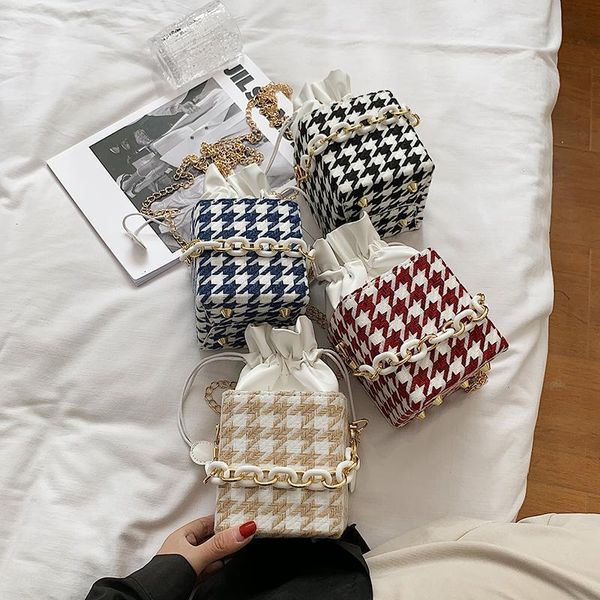 cross body luxury shopping women bag shoulder lady gold metal chain leather houndstooth messenger handbag female casual bucket bags
cross body luxury shopping women bag shoulder lady gold metal chain leather houndstooth messenger handbag female casual bucket bags