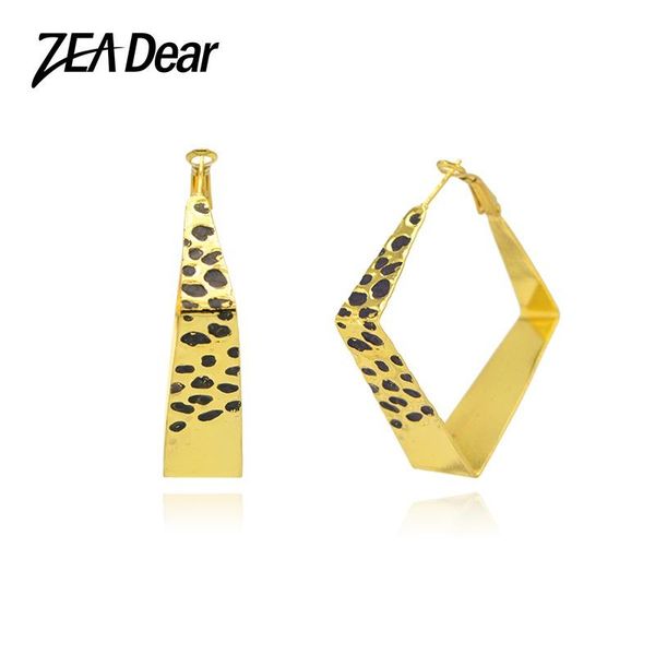 hoop & huggie zeadear jewelry womens fashion earrings 2021 big for birthday gift geometric square party wedding daily wear, Golden;silver 
hoop & huggie zeadear jewelry womens fashion earrings 2021 big for birthday gift geometric square party wedding daily wear, Golden;silver