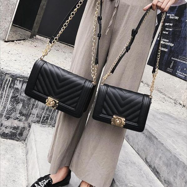 new diamond lattice pu leather bags messenger bag female crossbody bags women totes bag clutch shoulder chain handbag clutch
new diamond lattice pu leather bags messenger bag female crossbody bags women totes bag clutch shoulder chain handbag clutch