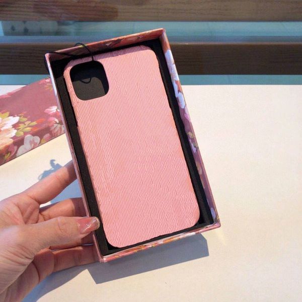 brand iphone 12 pro max phone cases fashion luxurys designers cell phones accessories case covers x xs xsmax 11pro max xr 7p 8p 7 8 plus
brand iphone 12 pro max phone cases fashion luxurys designers cell phones accessories case covers x xs xsmax 11pro max xr 7p 8p 7 8 plus