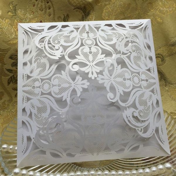 40pcs/pack european carved wedding invitation card 200gsm shiny pearl paper hollow out cards for wedding party birthday banquet1
40pcs/pack european carved wedding invitation card 200gsm shiny pearl paper hollow out cards for wedding party birthday banquet1