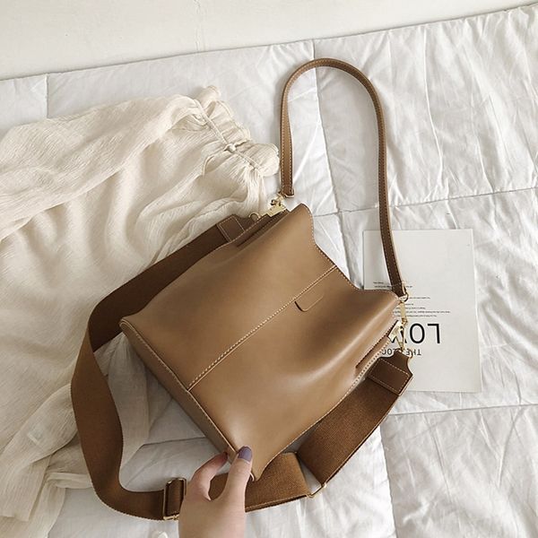 0xus2 large capacity women bag new korean bucket single simple belt bag messenger 2020 bagshoulder wide shoulder bagbag 3jplr
0xus2 large capacity women bag new korean bucket single simple belt bag messenger 2020 bagshoulder wide shoulder bagbag 3jplr