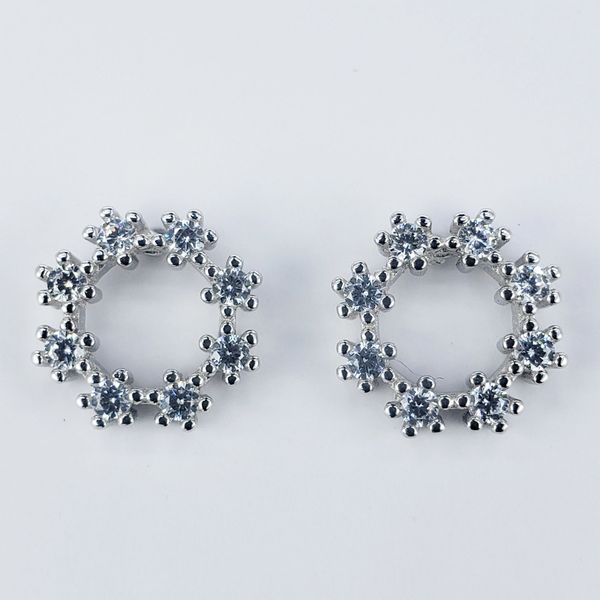 fresh simple fashion s925 silver stud earrings round circumference rhinestone ear studs jewelry ear studs earrings female birthday present, Golden;silver
fresh simple fashion s925 silver stud earrings round circumference rhinestone ear studs jewelry ear studs earrings female birthday present, Golden;silver