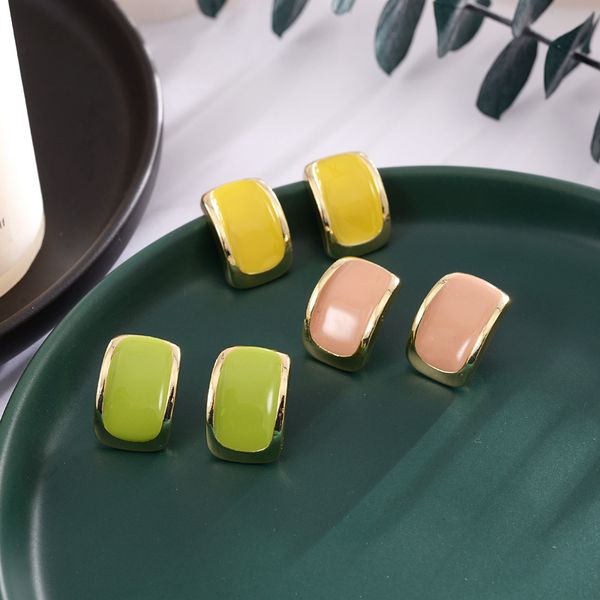 2021 s925 silver needle pin square colorful bright mood oil fashion geometric small fresh simple fashion woman earrings jewelry accessories, Golden;silver
2021 s925 silver needle pin square colorful bright mood oil fashion geometric small fresh simple fashion woman earrings jewelry accessories, Golden;silver