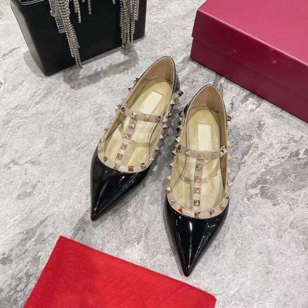 classic fashion slides sandals lady summer sandals designer metal buckle large size leather thick bottom high heeled women shoe bagshoe1978, Black
classic fashion slides sandals lady summer sandals designer metal buckle large size leather thick bottom high heeled women shoe bagshoe1978, Black
