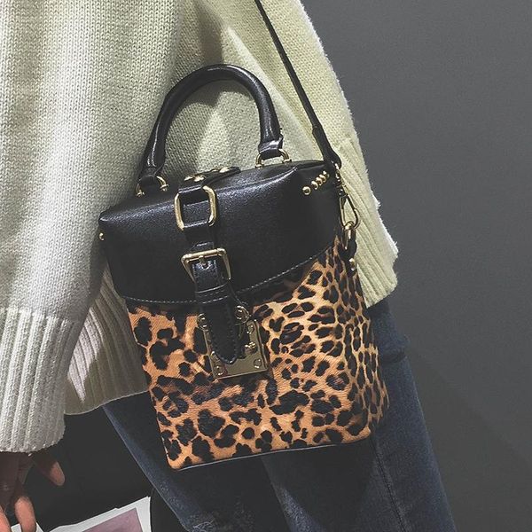 anawishare leopard crossbody bags for women messenger bags fashion shoulder handbag ladies tote bolsa feminina bolsos mujer
anawishare leopard crossbody bags for women messenger bags fashion shoulder handbag ladies tote bolsa feminina bolsos mujer