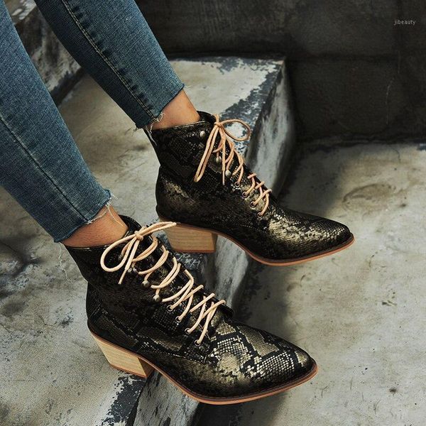 sfit drop shipping 2019 boots men suede leather men ankle boots original male casual shoes british style winter boot1, Black
sfit drop shipping 2019 boots men suede leather men ankle boots original male casual shoes british style winter boot1, Black