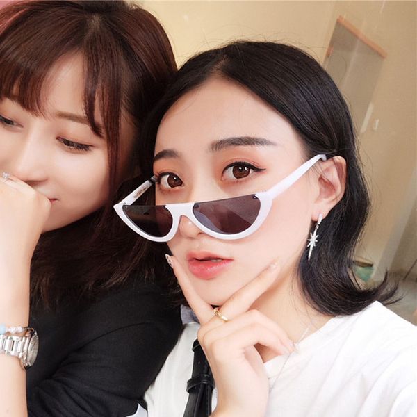 1 pc novel design trendy sunglasses women ladies retro colorful transparent half frame small sun glasses men uv400
1 pc novel design trendy sunglasses women ladies retro colorful transparent half frame small sun glasses men uv400