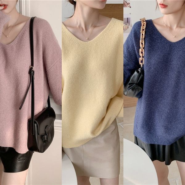 new korean version of t-shirt sweater versatile t-shirt in autumn winter 2020v-neck is loose looks thin and lazyand women's sweater is, White;black
new korean version of t-shirt sweater versatile t-shirt in autumn winter 2020v-neck is loose looks thin and lazyand women's sweater is, White;black