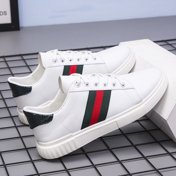 2020 new arrival couple korean style pu white shoes for men and women all all-matching fashionable running shoes
2020 new arrival couple korean style pu white shoes for men and women all all-matching fashionable running shoes