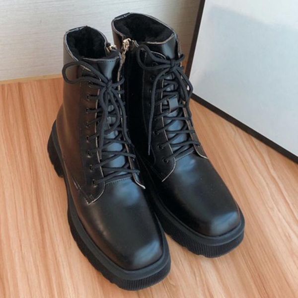 vintage fashion black boots spring autumn brand design square heels women shoes new luxury ankle lace-up female boots1
vintage fashion black boots spring autumn brand design square heels women shoes new luxury ankle lace-up female boots1
