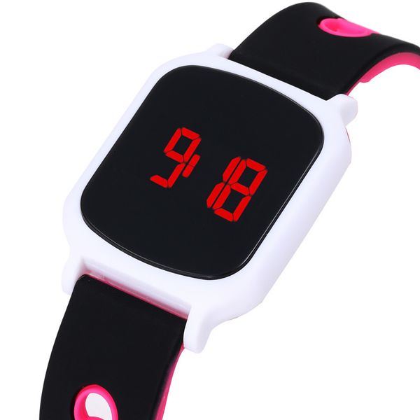 fashion leisure small square touch lovers digital watch for students xm-dgac, Slivery;brown
fashion leisure small square touch lovers digital watch for students xm-dgac, Slivery;brown
