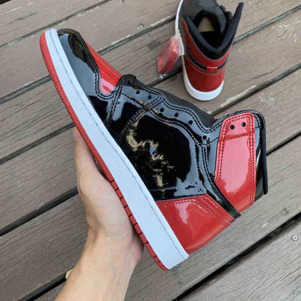 jumpman 1 high og bred patent basketball shoes men women red black 1s patent-leather sport sneakers with size 13
jumpman 1 high og bred patent basketball shoes men women red black 1s patent-leather sport sneakers with size 13