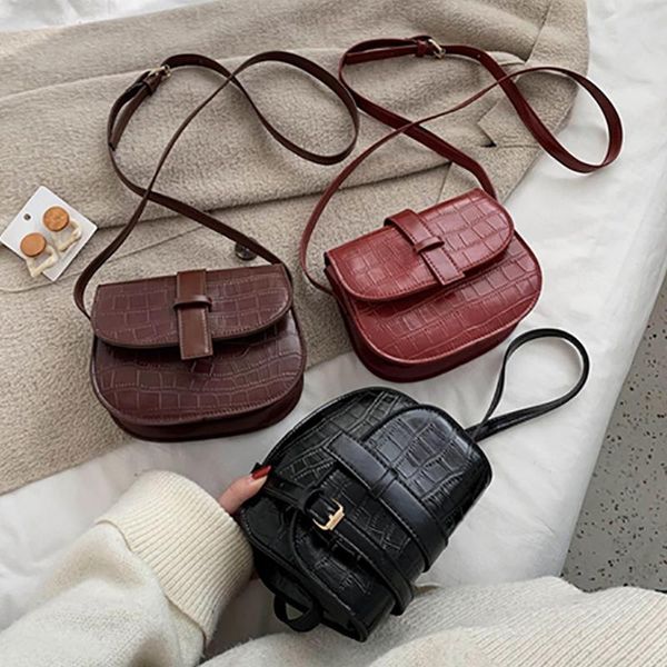 pu leather women's saddle bag fashion luxury crocodile pattern shoulder messenger bag mini semicircle
pu leather women's saddle bag fashion luxury crocodile pattern shoulder messenger bag mini semicircle