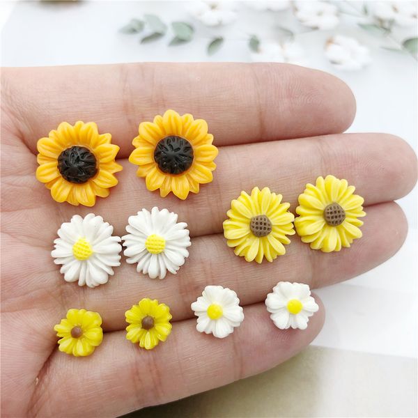 2020 fashion golden sunflowers earrings for women fresh charming lovely cute simplicity style daisy flower trendy ear studs, Golden;silver
2020 fashion golden sunflowers earrings for women fresh charming lovely cute simplicity style daisy flower trendy ear studs, Golden;silver