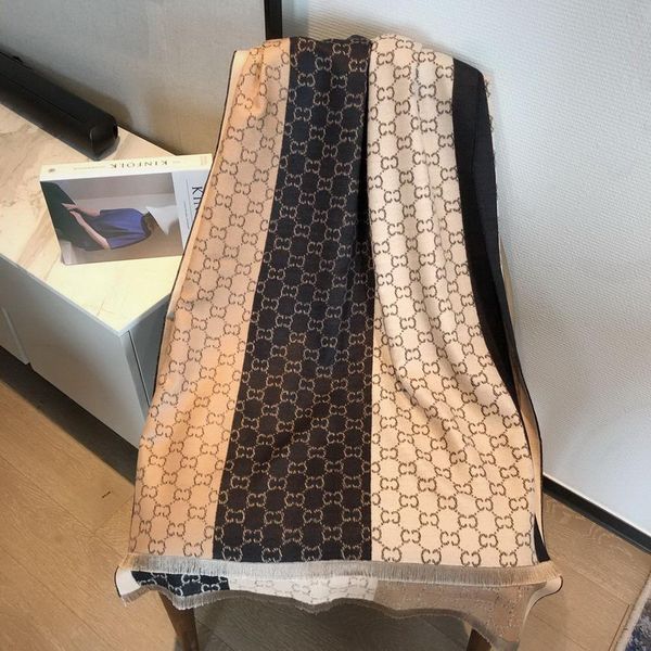 2020 scarf for women brand long womans shawl high qualtiy wool cashmere scarves for womanmen scarf luxurys designers bags echarpe, Blue;gray
2020 scarf for women brand long womans shawl high qualtiy wool cashmere scarves for womanmen scarf luxurys designers bags echarpe, Blue;gray