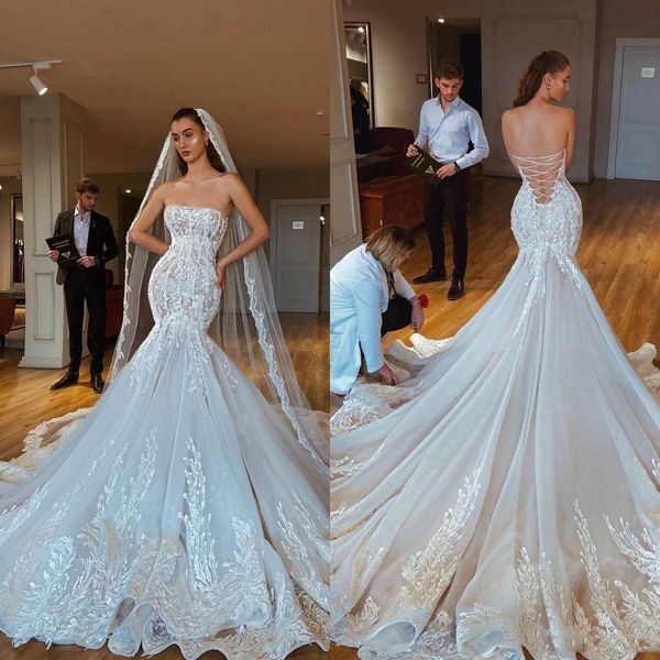 vintage strapless 2021 wedding dresses lace applique sleeveless wedding gowns back illusion bodices sweep train arabic bridal gowns, White
vintage strapless 2021 wedding dresses lace applique sleeveless wedding gowns back illusion bodices sweep train arabic bridal gowns, White