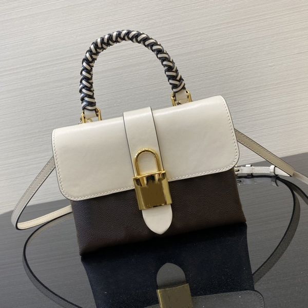 mini pochette portefeuilles pour femmes de marque de luxe locky genuine leather shoulder bags ladies wallets 7a high end custom quality bag
mini pochette portefeuilles pour femmes de marque de luxe locky genuine leather shoulder bags ladies wallets 7a high end custom quality bag