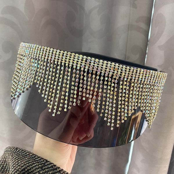 sunglasses jackjad 2021 fashion cool unique mask shield style party women luxury crystal decoration sun glasses, White;black
sunglasses jackjad 2021 fashion cool unique mask shield style party women luxury crystal decoration sun glasses, White;black