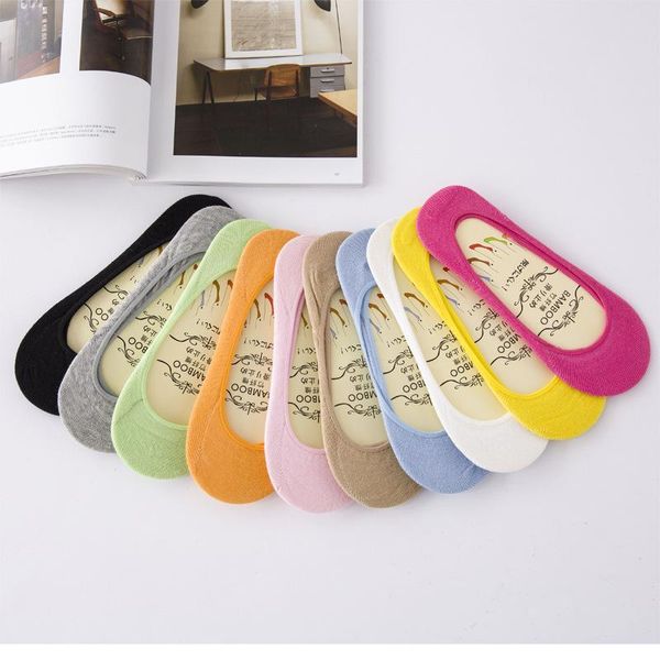 10pairs solid color women bamboo socks shallow mouth invisible socks cotton silicone non-slip for women boat quality sock, Black;white
10pairs solid color women bamboo socks shallow mouth invisible socks cotton silicone non-slip for women boat quality sock, Black;white