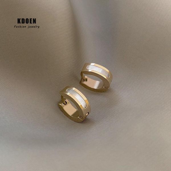 hoop & huggie 2021 minimalist shell gold titanium steel earrings for woman fashion korean jewelry party girl's temperament simple, Golden;silver
hoop & huggie 2021 minimalist shell gold titanium steel earrings for woman fashion korean jewelry party girl's temperament simple, Golden;silver