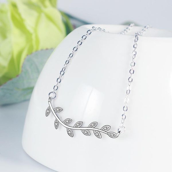 chains simple delicate zircon leaves pendant necklace olive branch luxury chain choker for women gift christmas s-n426, Silver
chains simple delicate zircon leaves pendant necklace olive branch luxury chain choker for women gift christmas s-n426, Silver