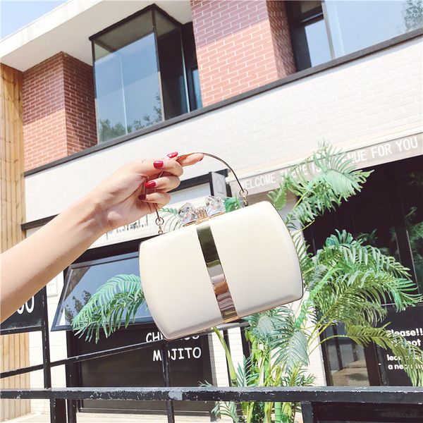 hbp fashion hand bag tide buckle diamond nightclub bag bow 2020 new korean version of the wild cross banquet shoulder bags
hbp fashion hand bag tide buckle diamond nightclub bag bow 2020 new korean version of the wild cross banquet shoulder bags