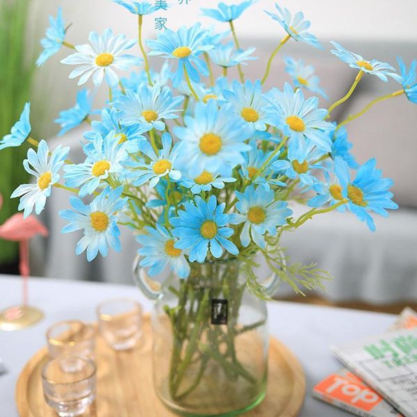 silk artificial flowers bouquet small daisy cosmos 5 heads bud fake flowers wedding holding home decor1
silk artificial flowers bouquet small daisy cosmos 5 heads bud fake flowers wedding holding home decor1
