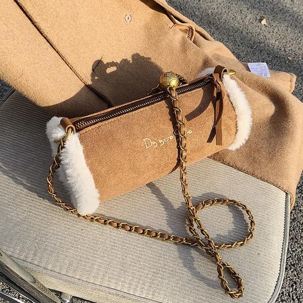 shoulder bags niche desig bag female autumn/winter 2021 fashion plush lamb hair crossbody all-match chain cylinder width: 20cm
shoulder bags niche desig bag female autumn/winter 2021 fashion plush lamb hair crossbody all-match chain cylinder width: 20cm