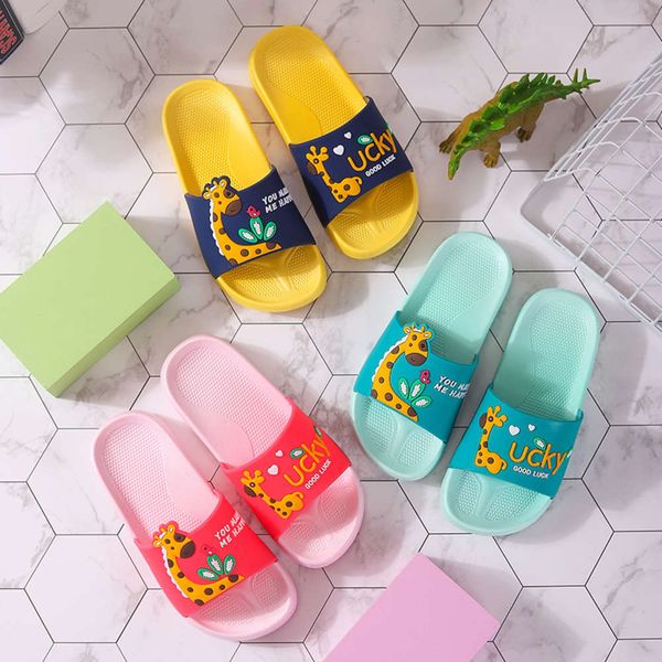package logistics deer children's summer cartoon cute boys and girls cool baby home bath room slippers, Black;red
package logistics deer children's summer cartoon cute boys and girls cool baby home bath room slippers, Black;red