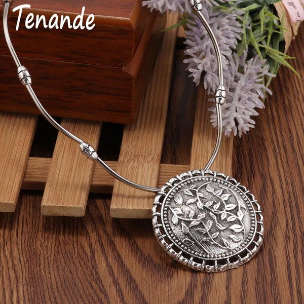 pendant necklaces tenande vintage big statement hollow carved leaves flower & pendants for women bohemian tibet silver color jewelry
pendant necklaces tenande vintage big statement hollow carved leaves flower & pendants for women bohemian tibet silver color jewelry