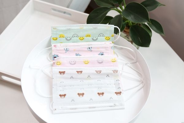 protective cartoon 4 disposable packs of children's mask fusing cloth filter for students and children
protective cartoon 4 disposable packs of children's mask fusing cloth filter for students and children