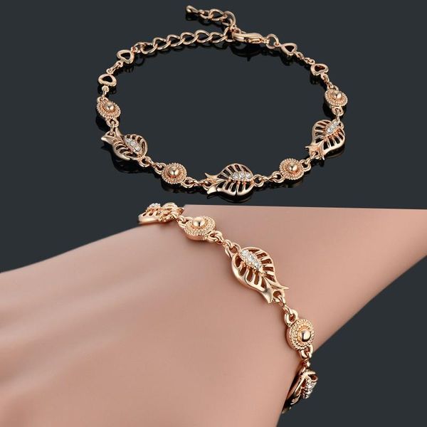 charm bracelets womens jewelry fish bone for women trendy 2021 gold color zirconia bracelet female gift, Golden;silver
charm bracelets womens jewelry fish bone for women trendy 2021 gold color zirconia bracelet female gift, Golden;silver