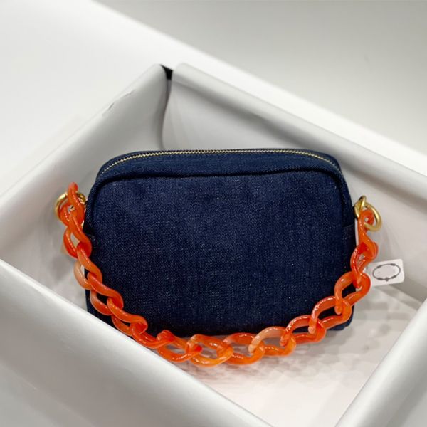designer 2021 denim cosmetic bag fashion handbag quality cute shoulder bags small denims blue
designer 2021 denim cosmetic bag fashion handbag quality cute shoulder bags small denims blue