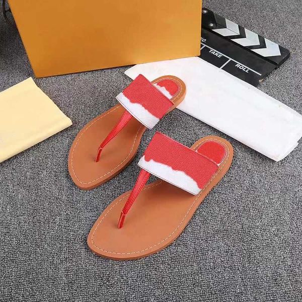 21ss new woman luxurys designers flat thong genuine leather sandals ladies beach slides slippers big size eur 35-42 women flip flops, Black
21ss new woman luxurys designers flat thong genuine leather sandals ladies beach slides slippers big size eur 35-42 women flip flops, Black