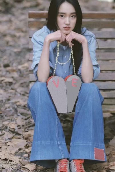 luxurys ophidia bucket bag drawstring flowerpot designers tote lady crossbody handbags women shoulder gold chain canvas purse opening pocket
luxurys ophidia bucket bag drawstring flowerpot designers tote lady crossbody handbags women shoulder gold chain canvas purse opening pocket