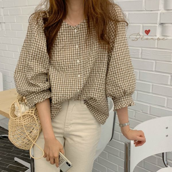 women spring autumn plaid v neck blouse with buttons lantern sleeve vintage loose plus size cotton shirt 201126, White
women spring autumn plaid v neck blouse with buttons lantern sleeve vintage loose plus size cotton shirt 201126, White