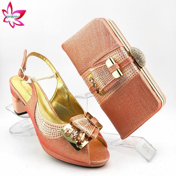 peach color african lady shoes and bag set with shinning crystal african lady shoes matching bag for wedding, Black
peach color african lady shoes and bag set with shinning crystal african lady shoes matching bag for wedding, Black