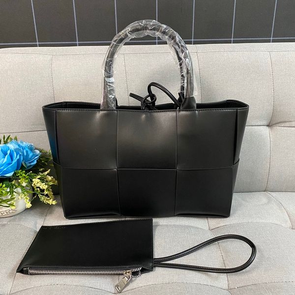messenger bag women shoulder bags real leather designer fashion ladies luxury crossbody composite bags vintage totes handbags
messenger bag women shoulder bags real leather designer fashion ladies luxury crossbody composite bags vintage totes handbags