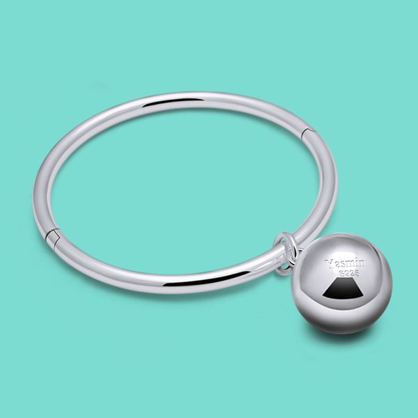 100% 925 silver bracelet women's fashion bell pendant design circle bracelet solid silver material non-fading female jewelry 1028, Black
100% 925 silver bracelet women's fashion bell pendant design circle bracelet solid silver material non-fading female jewelry 1028, Black