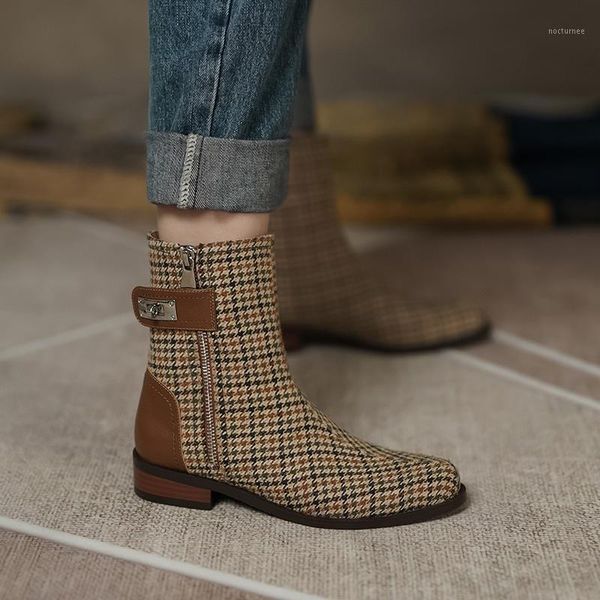 2021 new french retro ins short boots women checked boots splicing fashion casual low heels brown size 33-401, Black
2021 new french retro ins short boots women checked boots splicing fashion casual low heels brown size 33-401, Black