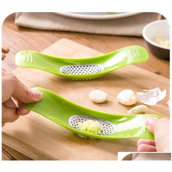 multifunctional stainless steel curved garlic press household manual garlic simple and practic jllyof powerstore2012
multifunctional stainless steel curved garlic press household manual garlic simple and practic jllyof powerstore2012