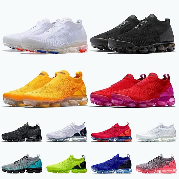 fashion designers moc womens mens running shoes white black university gold outdoor sports trainers sneakers size 36-45
fashion designers moc womens mens running shoes white black university gold outdoor sports trainers sneakers size 36-45