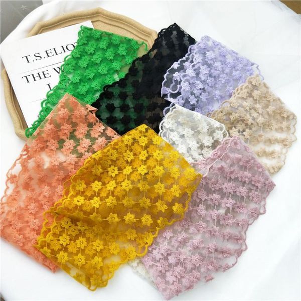 plaid flower lace triangular binder women's spring and summer temperament fashion neckerchief small silk scarf headscarf package, Blue;gray
plaid flower lace triangular binder women's spring and summer temperament fashion neckerchief small silk scarf headscarf package, Blue;gray