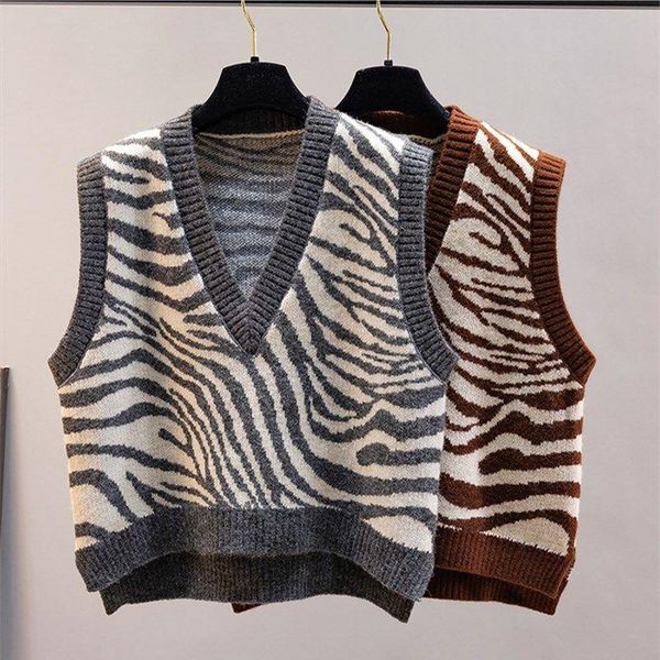 women's vests knitted vest 2021 loose sleeveless sweater autumn winter retro v-neck jacket, Black;white
women's vests knitted vest 2021 loose sleeveless sweater autumn winter retro v-neck jacket, Black;white